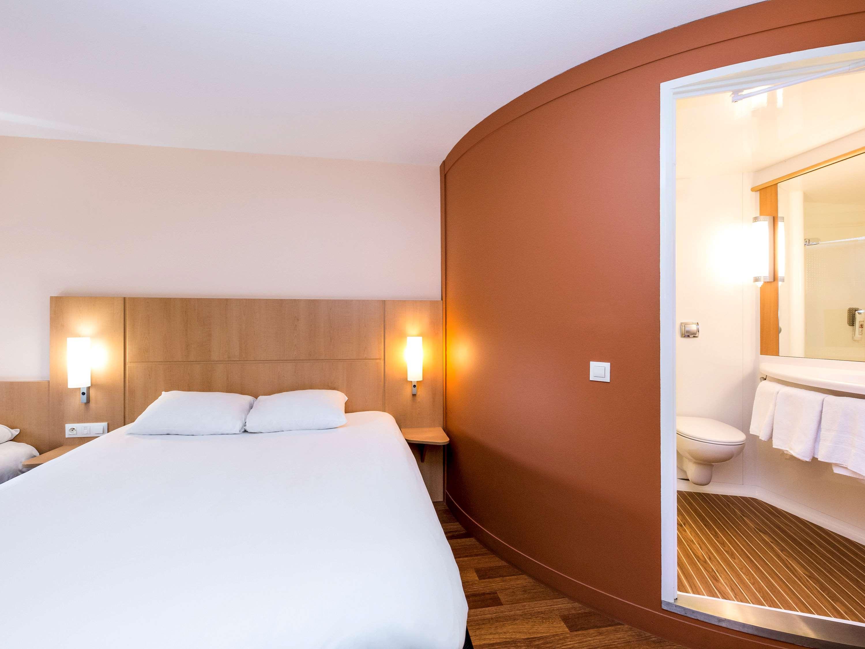 Ibis Sisteron Exterior foto