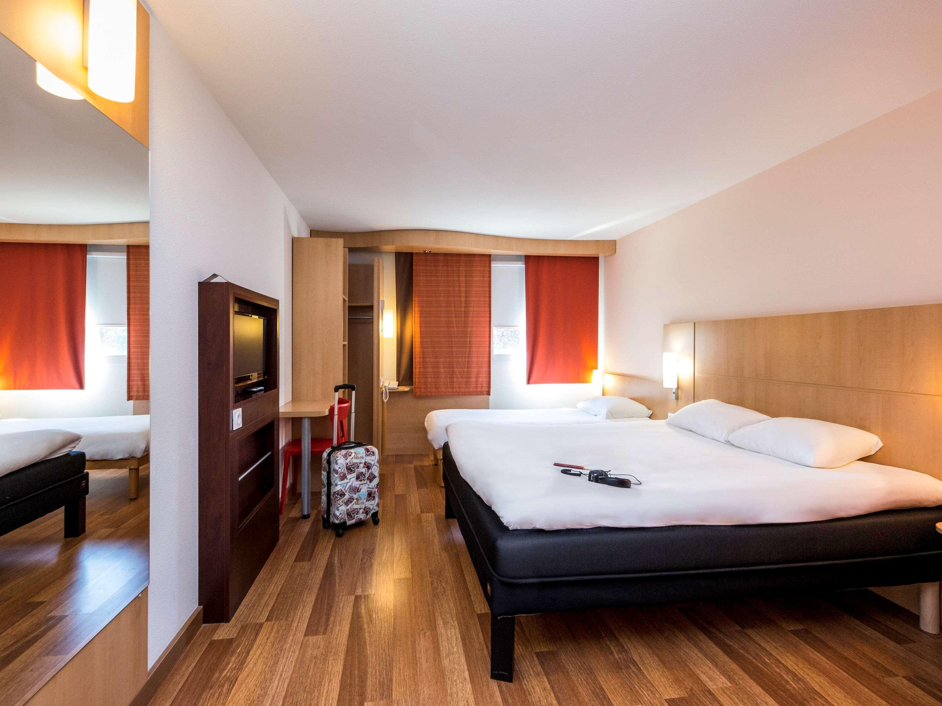 Ibis Sisteron Exterior foto