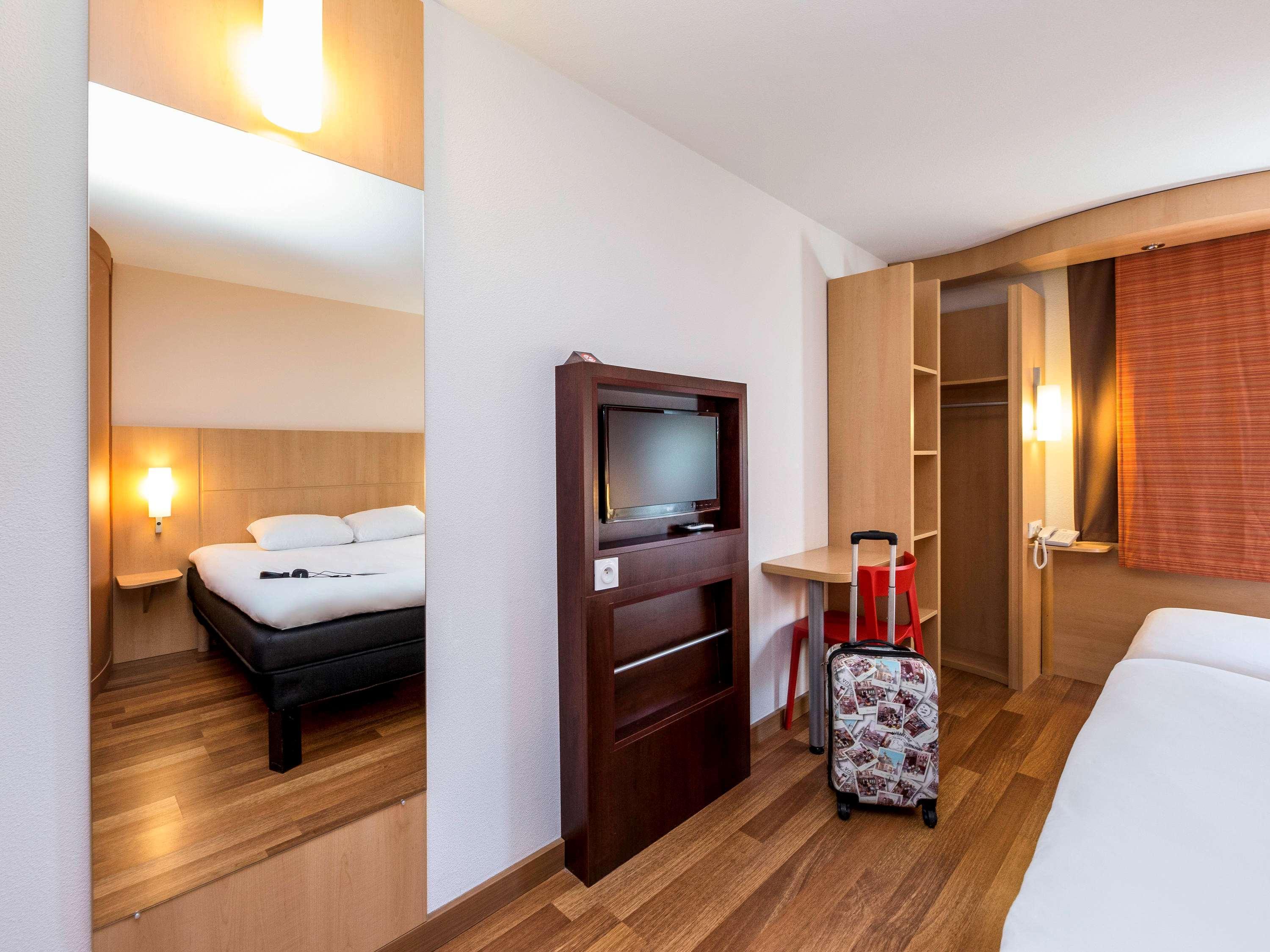Ibis Sisteron Exterior foto