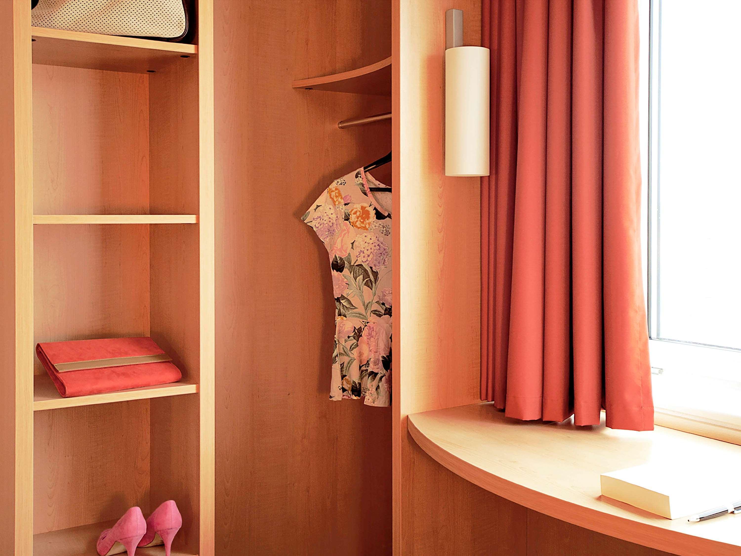 Ibis Sisteron Exterior foto
