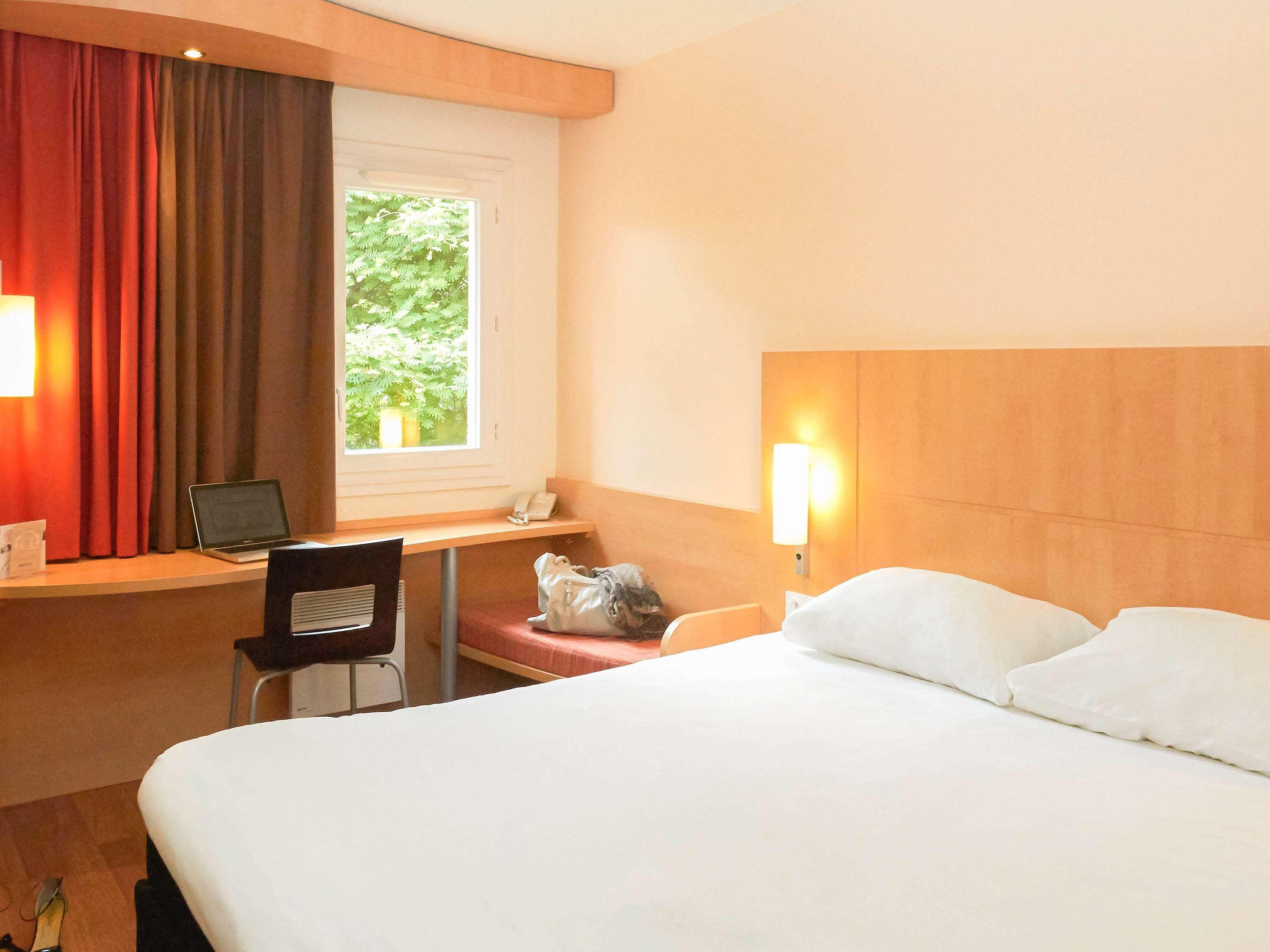 Ibis Sisteron Exterior foto