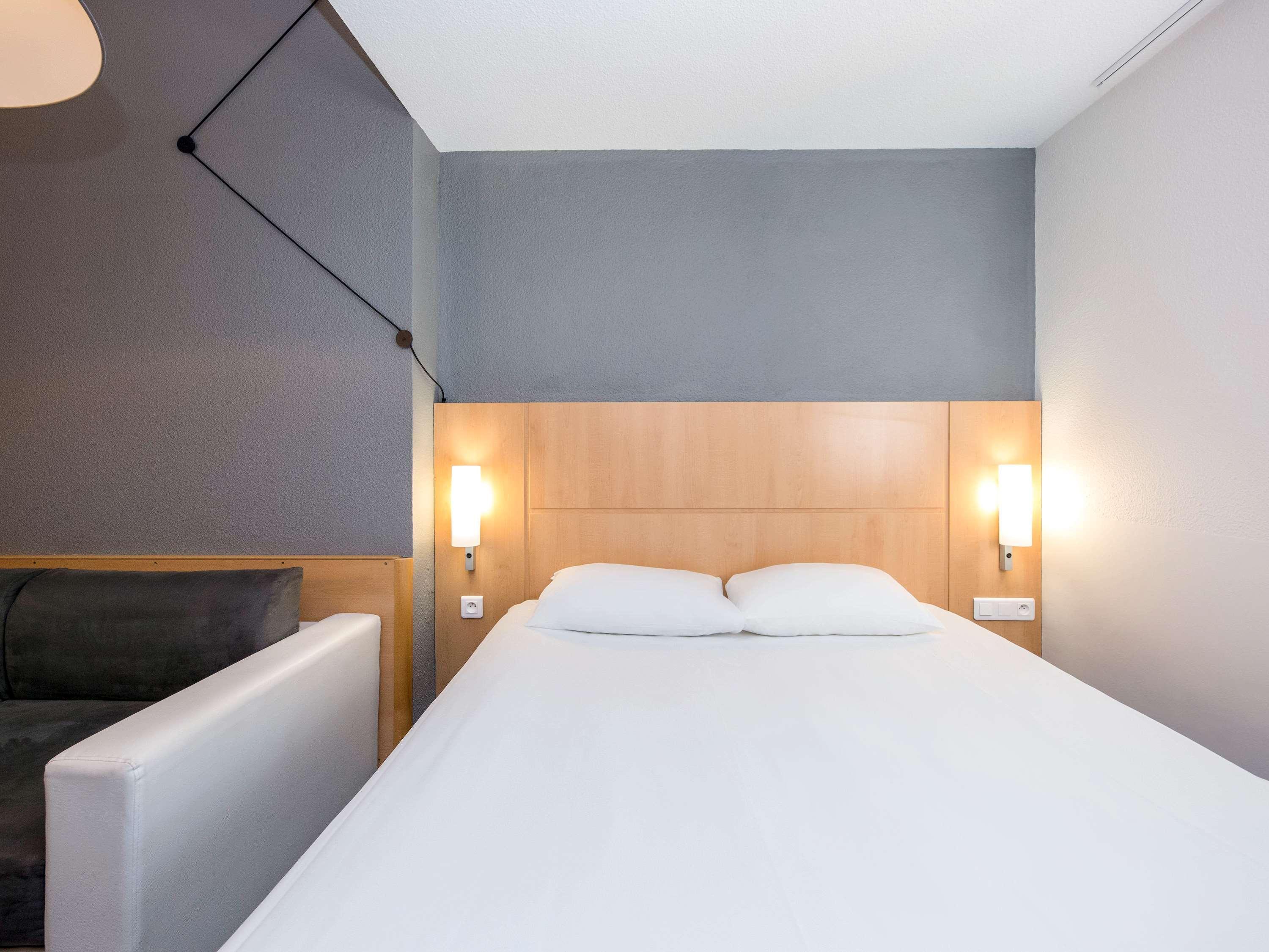 Ibis Sisteron Exterior foto