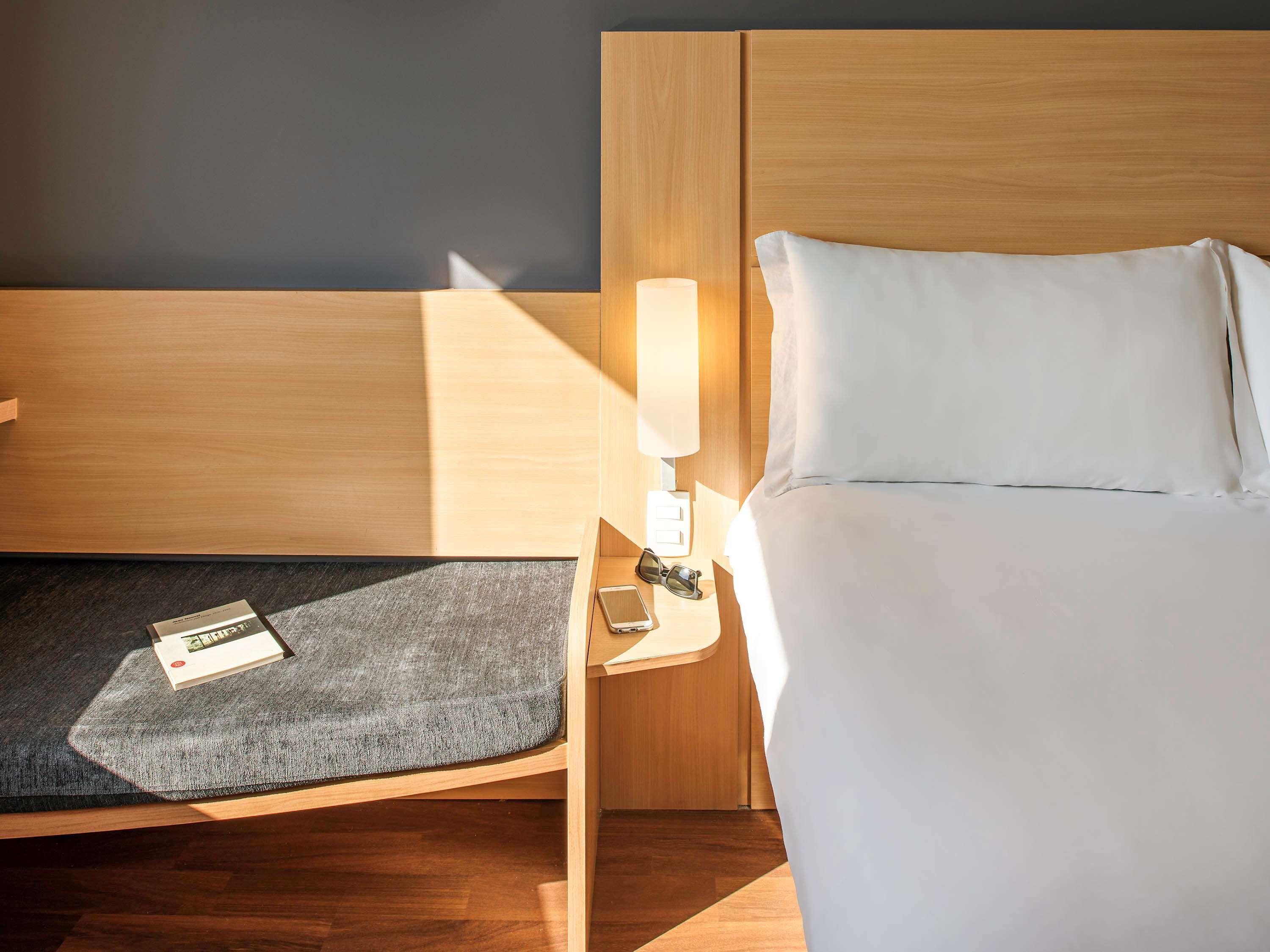 Ibis Sisteron Exterior foto