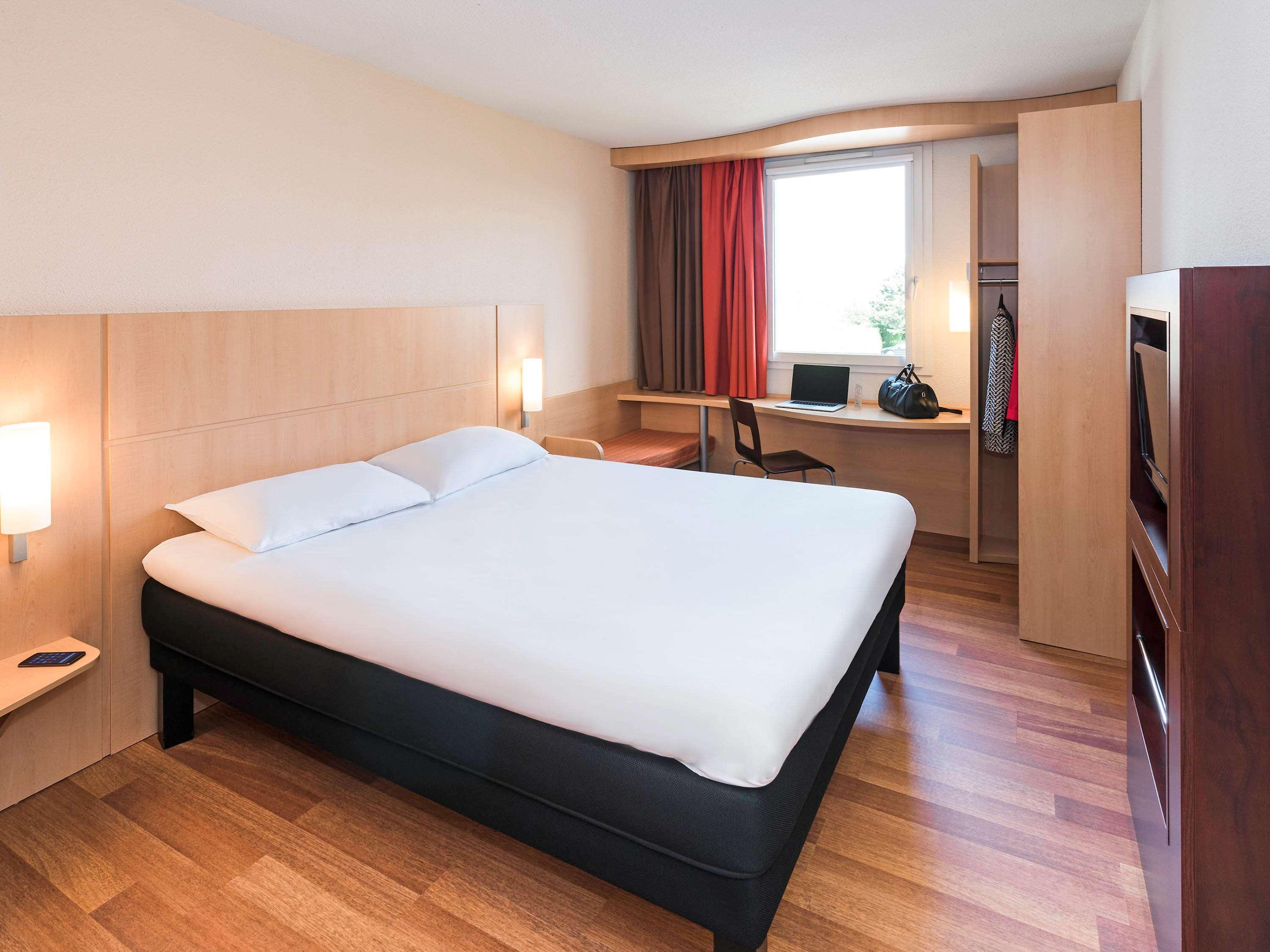 Ibis Sisteron Exterior foto