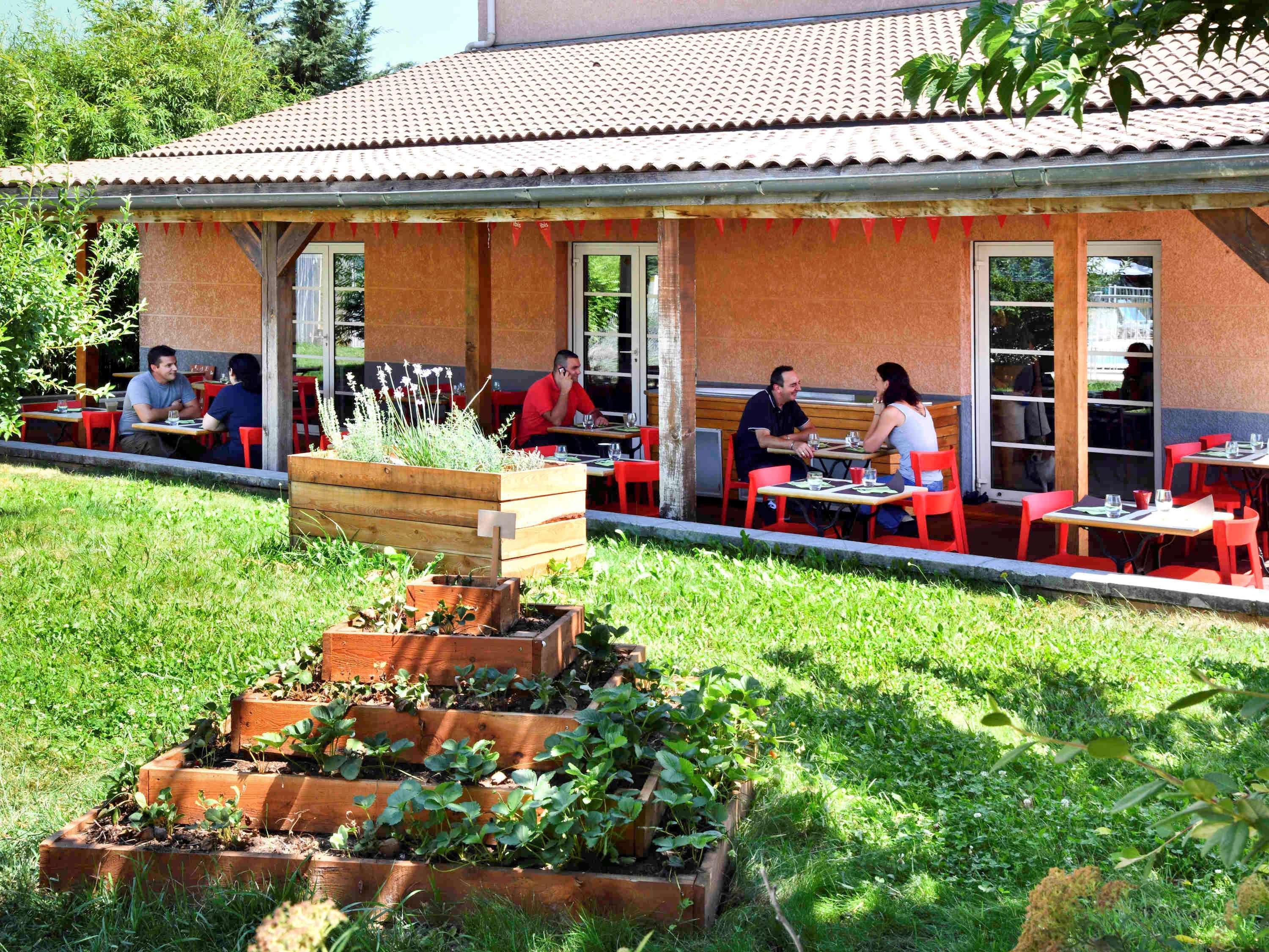 Ibis Sisteron Exterior foto