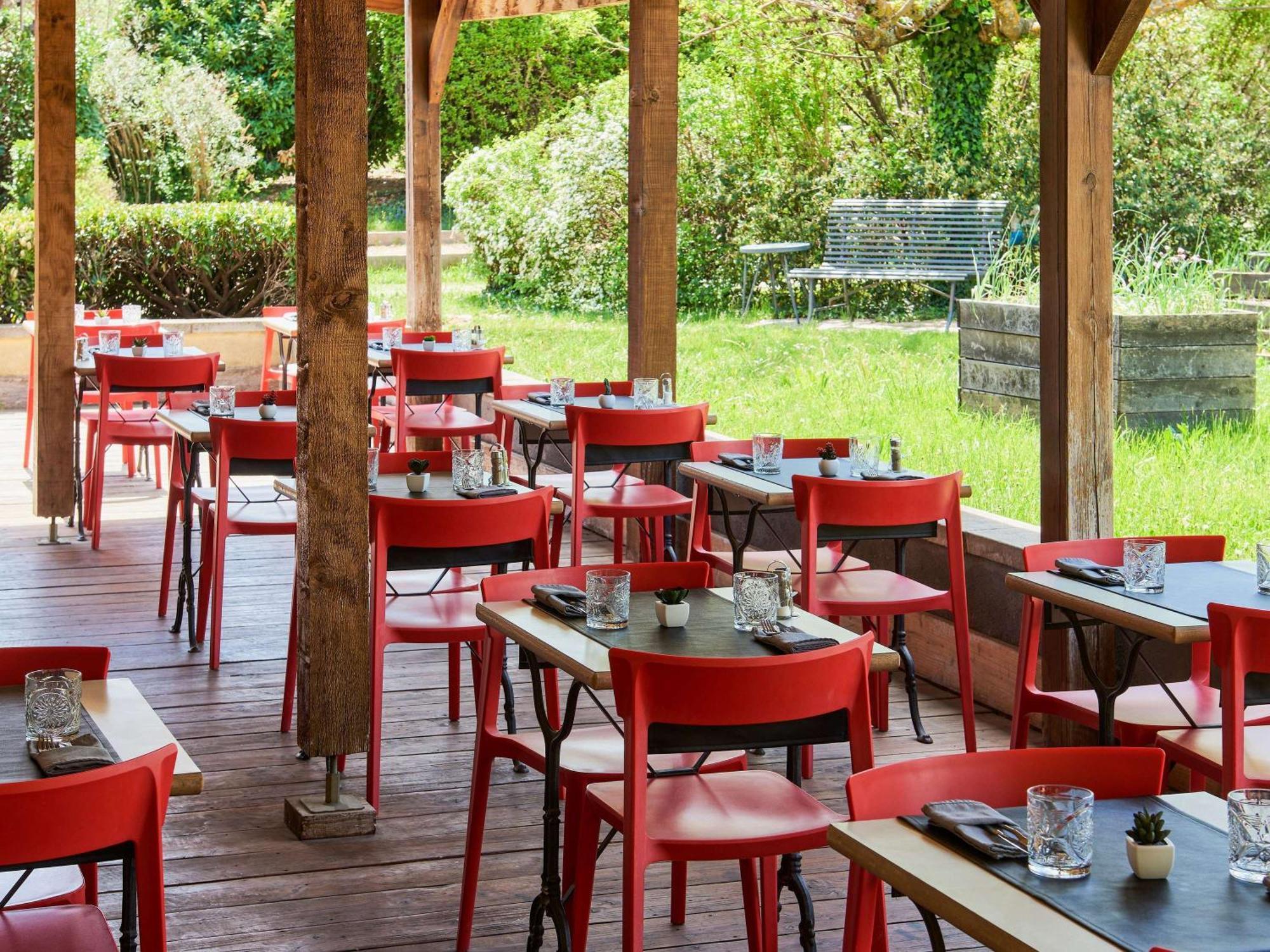 Ibis Sisteron Exterior foto