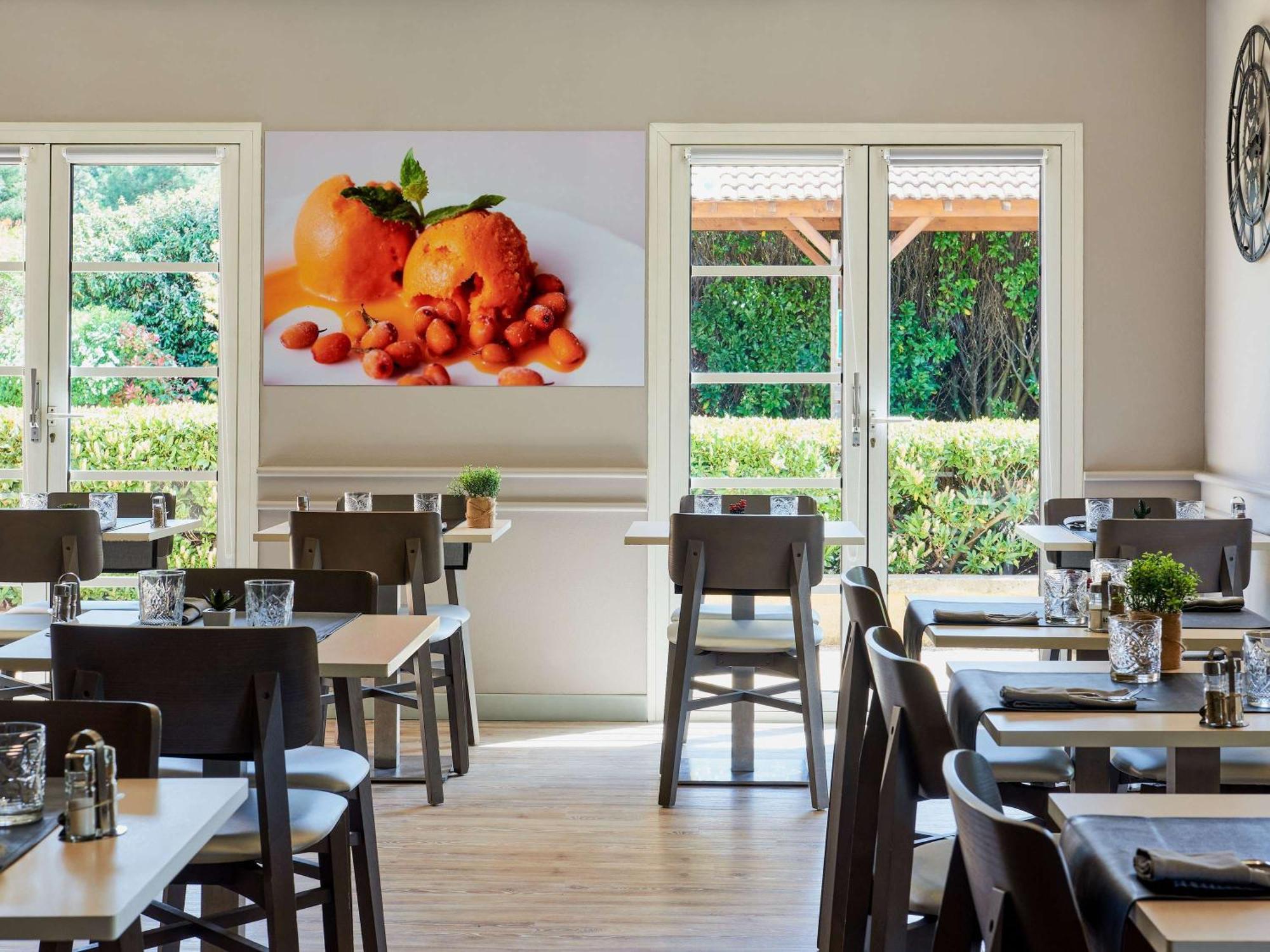 Ibis Sisteron Exterior foto